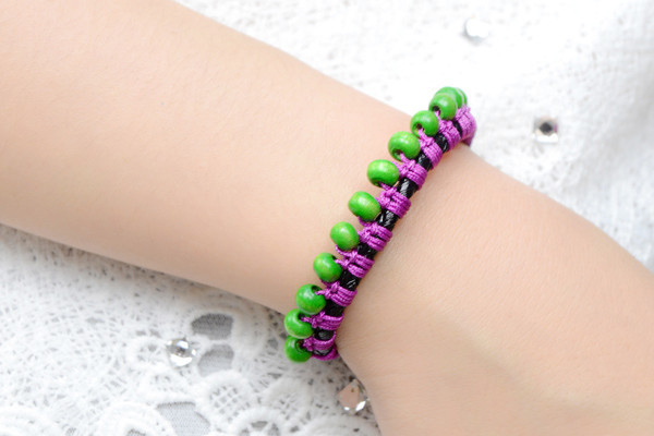 diy macrame bracelet with beads
