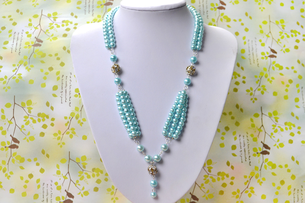 the final look of beaded long fashion necklace designs