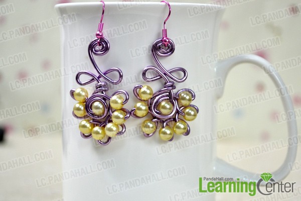finish the wire wrapped earrings