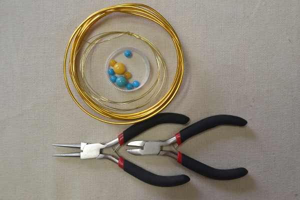 Supplies in making the gold wire wrapped hairpin: