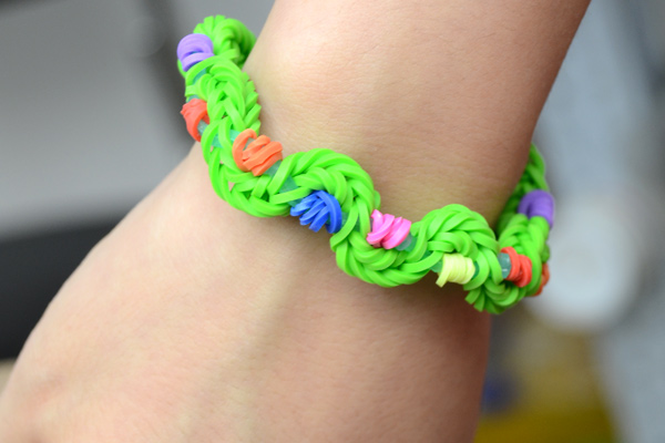 how to make new rubber band bracelets