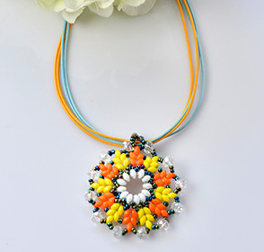 2-Hole Seed Bead Flower Pendant Necklace