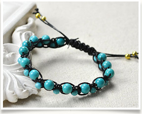 How to Make a Best Friend Bracelet Out of String and Turquoise Beads