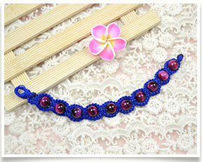 How to Make a Blue Shamballa Style Bracelet with Fuchsia Tiger Eye Beads