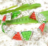 How to Make a Three Strand Beaded Bracelet for Approaching Christmas Day