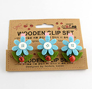 DIY Wood Craft Ideas Wedding Photo Wall Decorations Small Flower Shaped Wooden Cloth Clothespins Postcard Tag Note Pegs Clips, LightSkyBlue, 48x7mm; 3pcs/card 