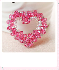 How to Make a 3D Crystal Beaded Heart Pendant Step by Step