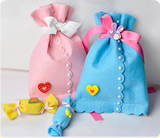 How to Make Colorful Felt Candy Bag with Lovely Bow