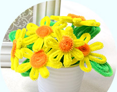 How to Make an Easy Pipe Cleaner Chenille Flower Craft