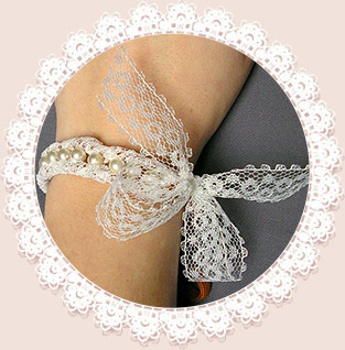 Wedding Jewelry Design-How to Make a White Pearl Lace Cuff Bracelet for Bride