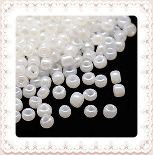 6/0 Glass Seed Beads, Pony Bead, Ceylon Round, White, 3.0~4.0mm, Hole: 1.0mm; about 5000pcs/pound